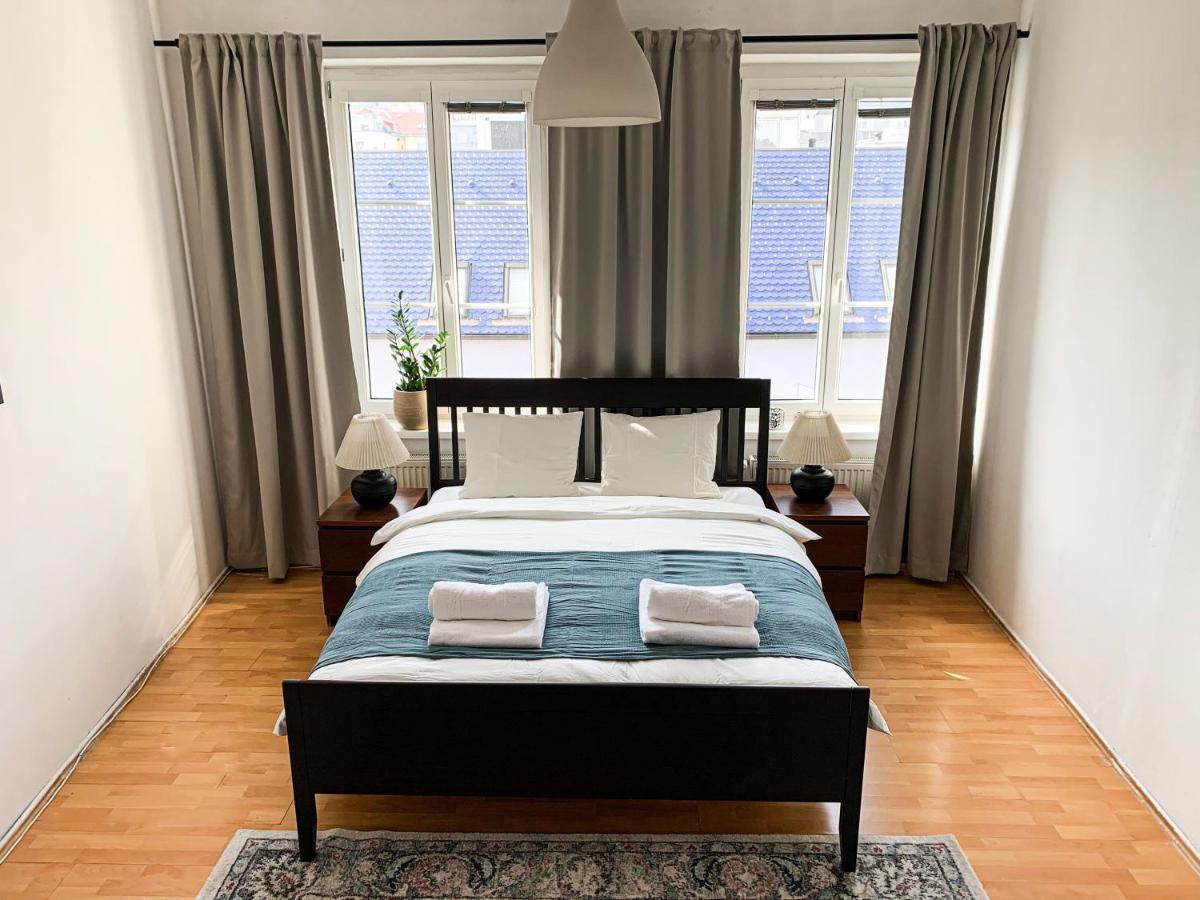 Cozy Downtown City Living Bratislava Eksteriør billede